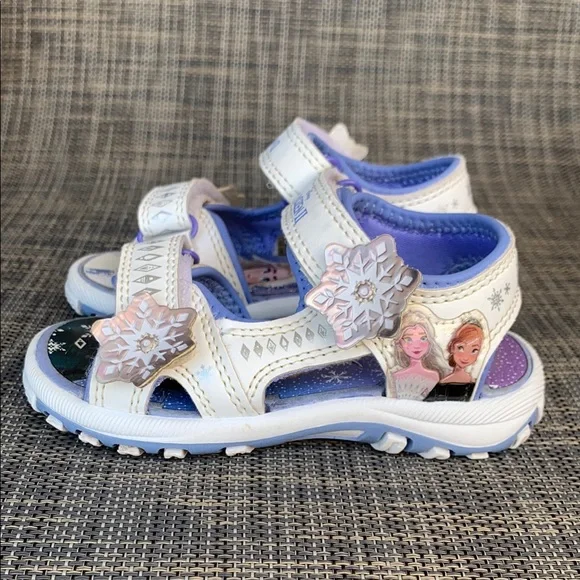 Disney Frozen 'Elsa and Anna Graphic' Double Strap Sandals Toddler size 6 - Picture 8 of 12
